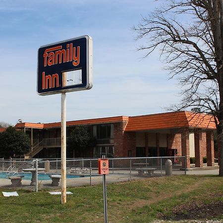 Family Inns Of America Williamsburg Exterior photo